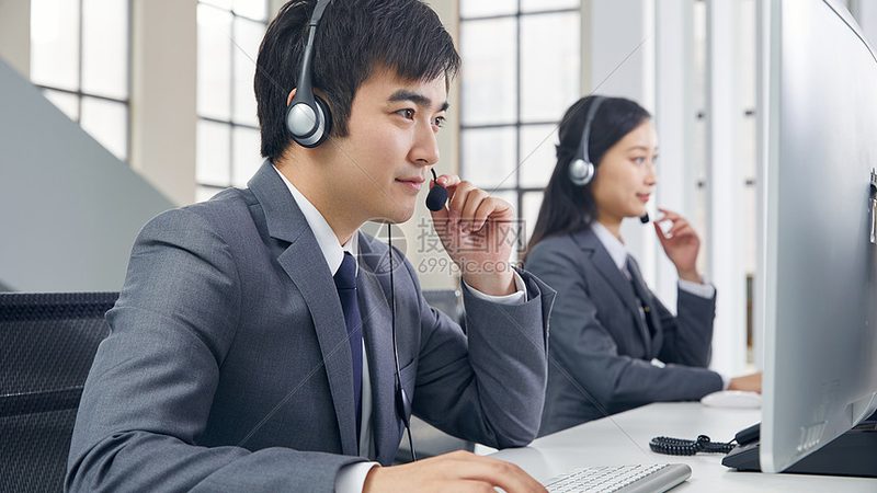 以某知名企业为例，该企业通过战略管控型组织架构的构建，实现了以下成果：
